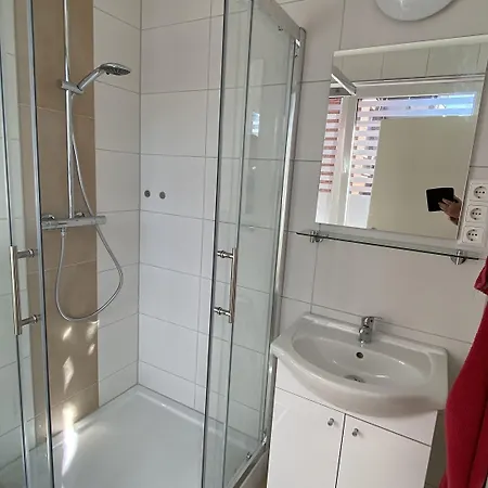 Aaron - * Μαγδεβούργο