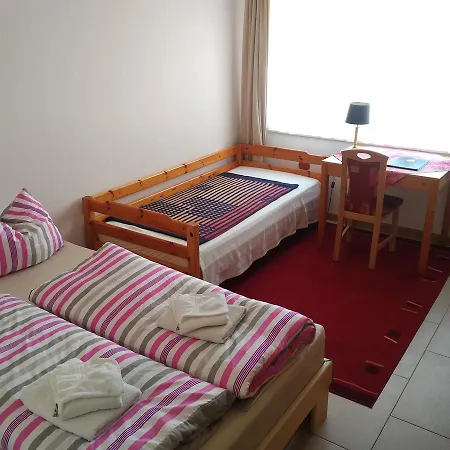 Aaron - 民宿 马格德堡