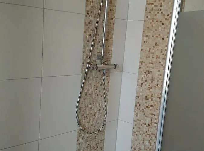 Aaron - * Maagdenburg